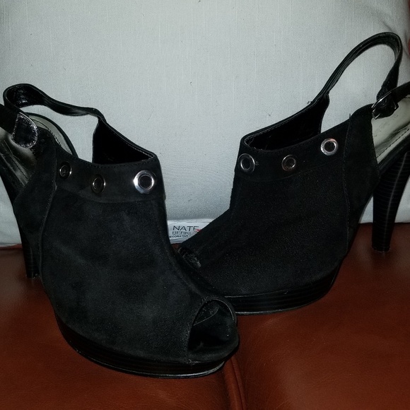 Size 7 Style n Company platform pumps - Picture 3 of 4